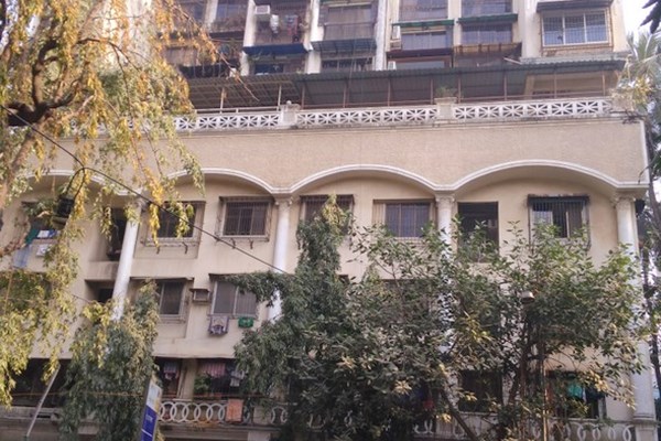 Flat on rent in Murli Govind, Khar West