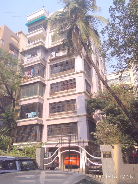 Flat on rent in The Ranes, Khar West