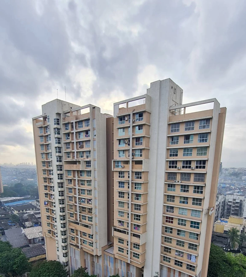 2 - Nahar Cayenne, Powai