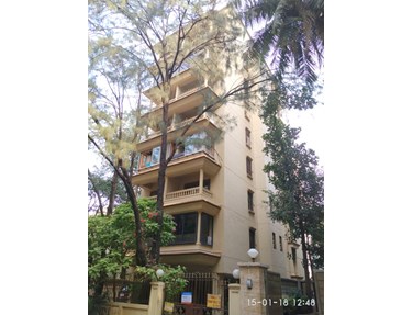 Flat on rent in Valentine, Khar West