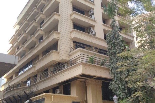 Flat on rent in Anand Villa, Santacruz West