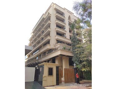 Anand Villa, Santacruz West