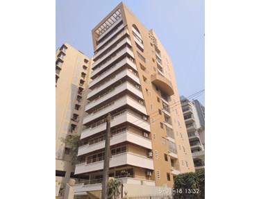 Palazzo, Khar West