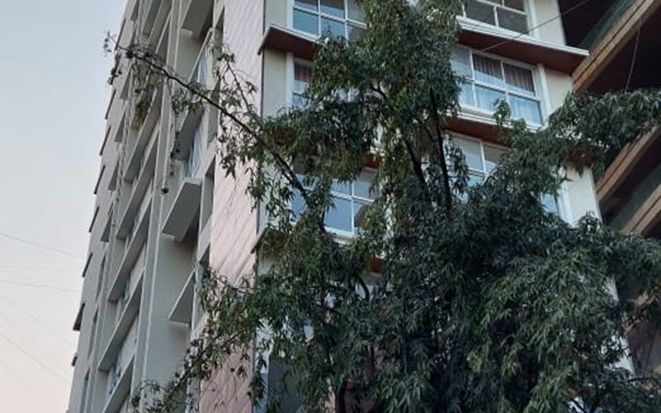 Ekta Eros, Khar West