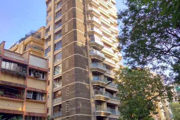 Flat for sale in Brisa Marina, Khar West