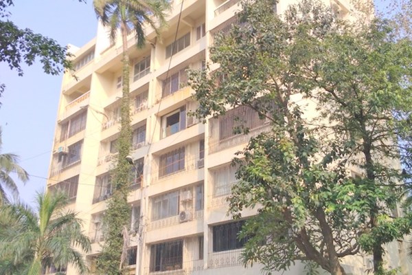 Flat on rent in Captain Villa, Bandra West