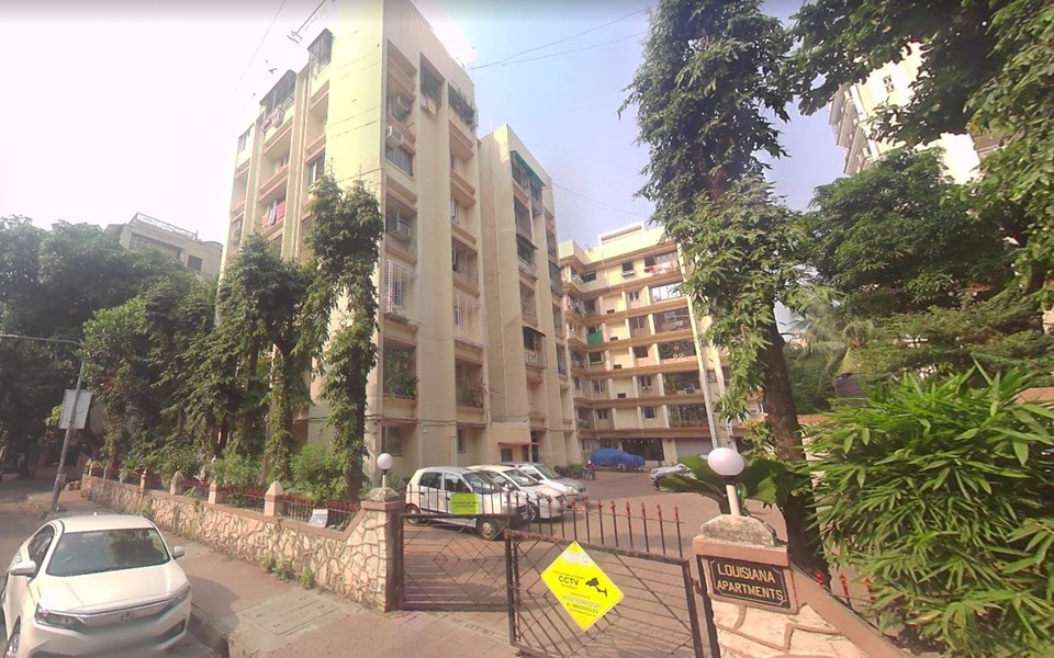 Building - Louisiana Apartments, Santacruz West