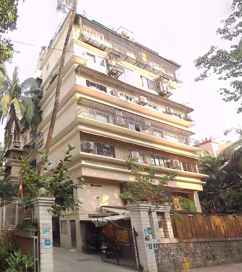 1 - Marinette, Bandra West