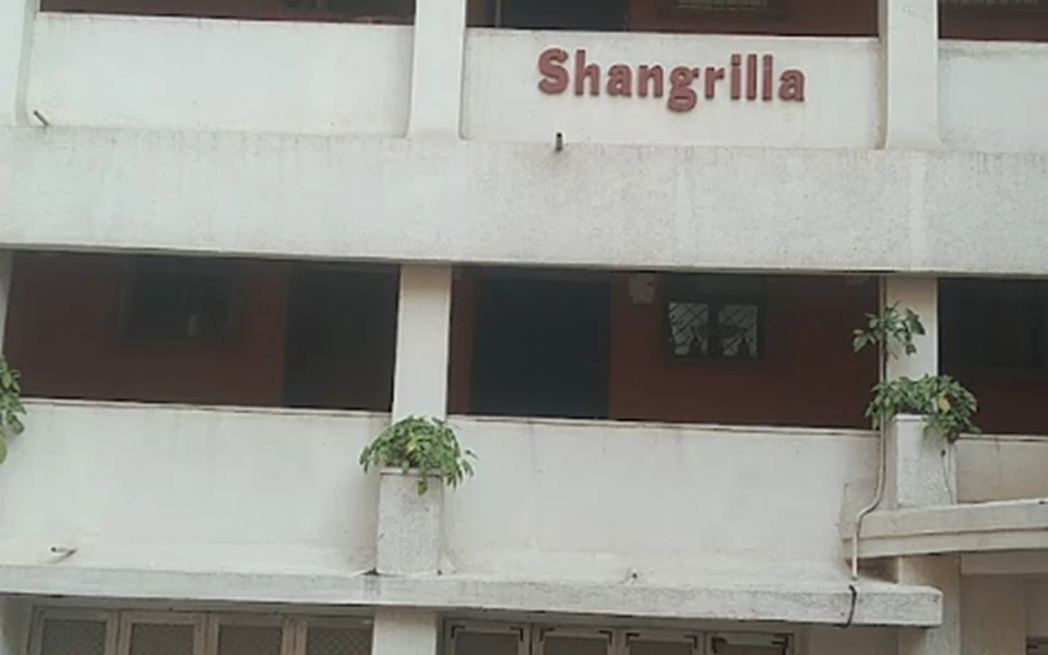 2 - Shangrila Building, Colaba