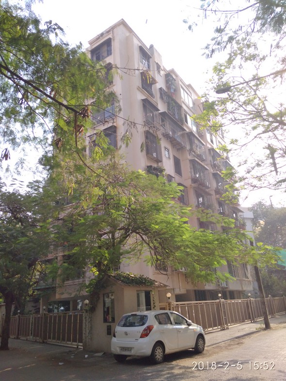 Flat / Apartment on Rent / Lease / Sale in Om Castle, Juhu, Gulmohar