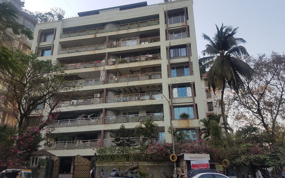 Building - The Nest, Juhu