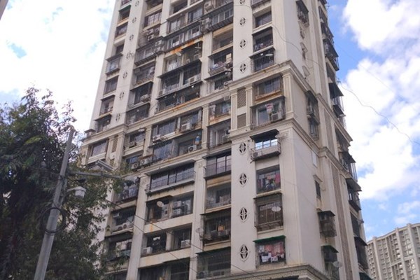 Flat on rent in Valencia, Andheri West
