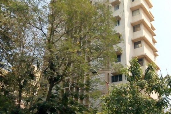 Flat for sale in Khatau Apartment, Walkeshwar