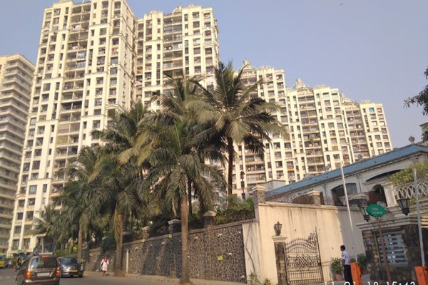 Flat for sale in Lake Florence, Powai