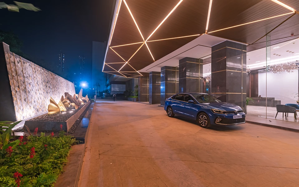 11 - Kalpataru Avana, Parel