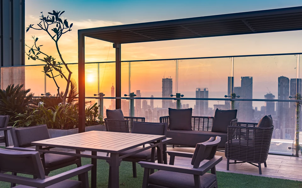 16 - Kalpataru Avana, Parel