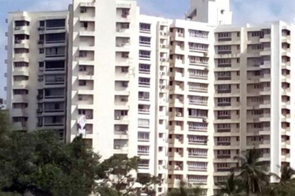 Flat for sale in Harbour Height, Colaba