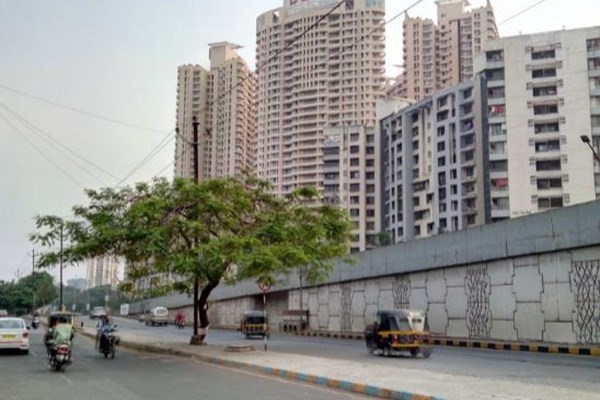 Flat for sale in Dosti Imperia, Thane West