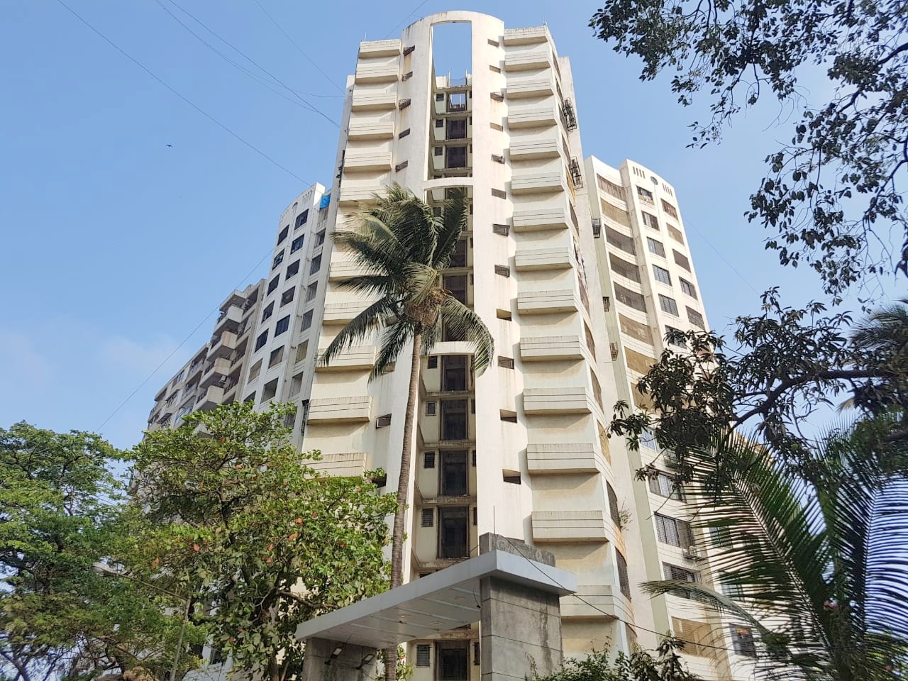 Building - Deep Chs, Andheri West