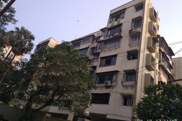 Flat for sale in Bandstand Apartment, Bandra West