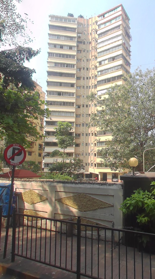 2½ BHK Flat on Rent in Breach Candy - Monalisa Apartment