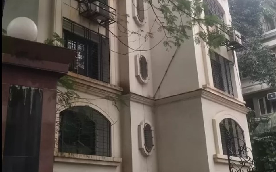 Building - Sea Line, Khar West