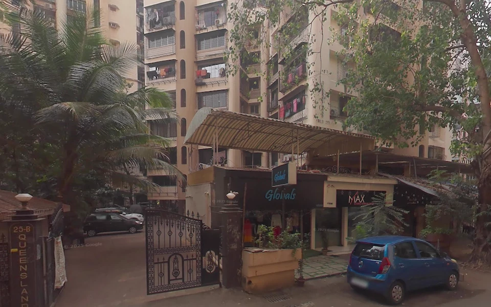 8 - Queens Land, Andheri West