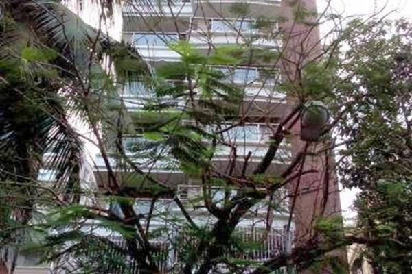 Flat on rent in Mangal Chhaya, Khar West