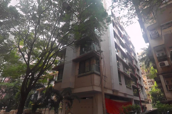 Flat for sale in Ventura, Khar West
