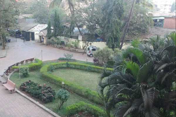 Flat on rent in Akash Darshan, Santacruz East