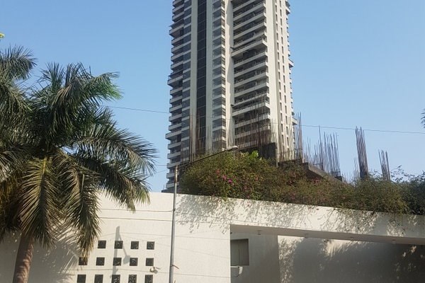 Flat on rent in Oberoi Sky Heights, Andheri West