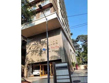 Vira - Viraj Bliss, Khar West