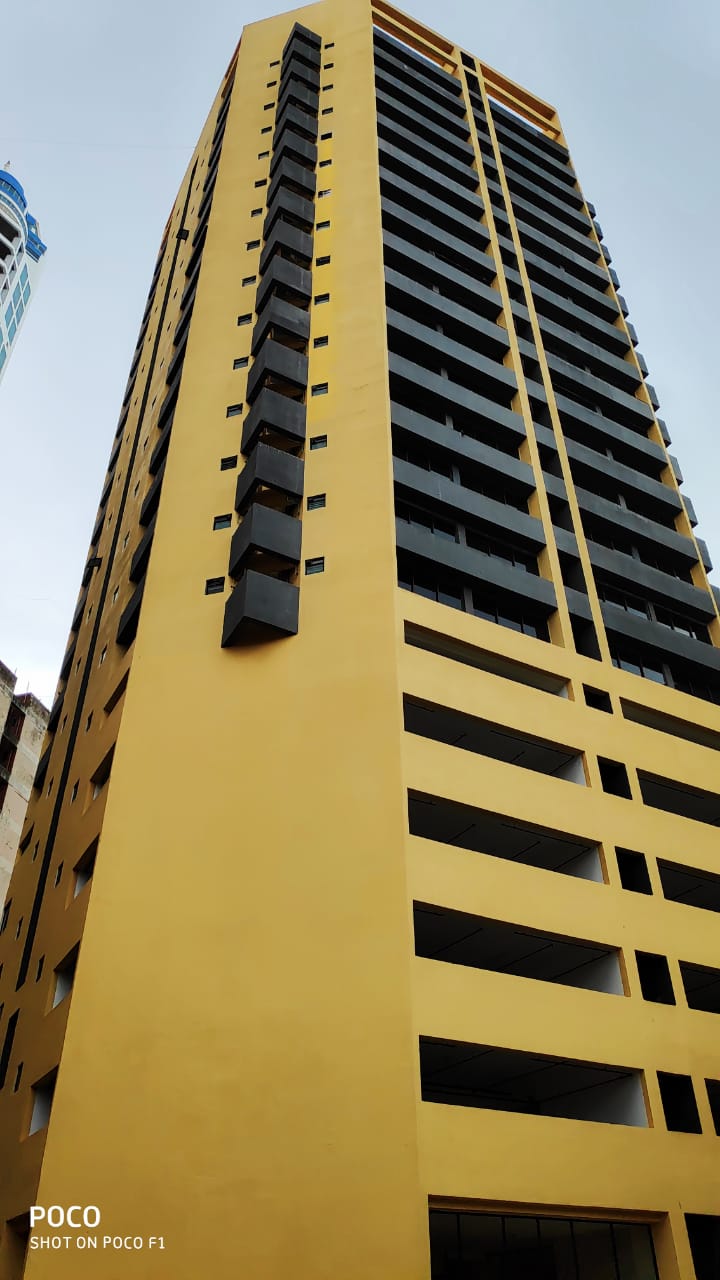 Flat for sale in Crescent Tower, Tardeo