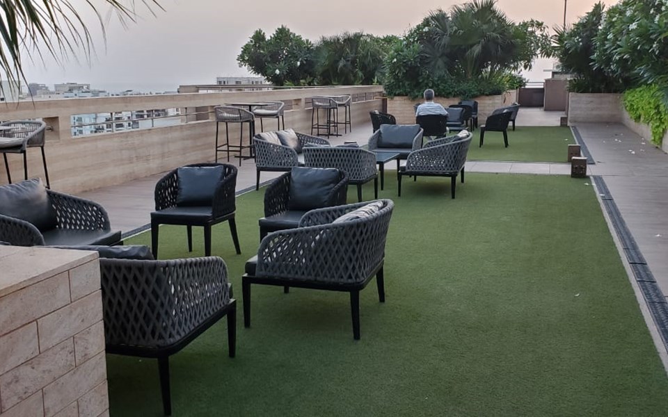 Building17 - Kalpataru Solitaire, Juhu