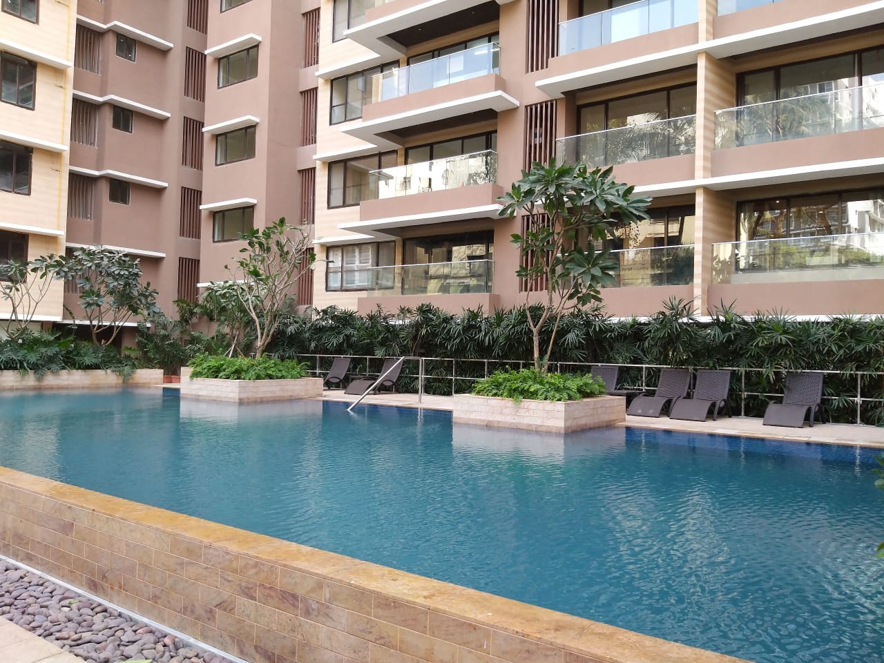 Building29 - Kalpataru Solitaire, Juhu