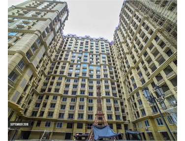 Flat on rent in Kanakia Paris, Bandra East