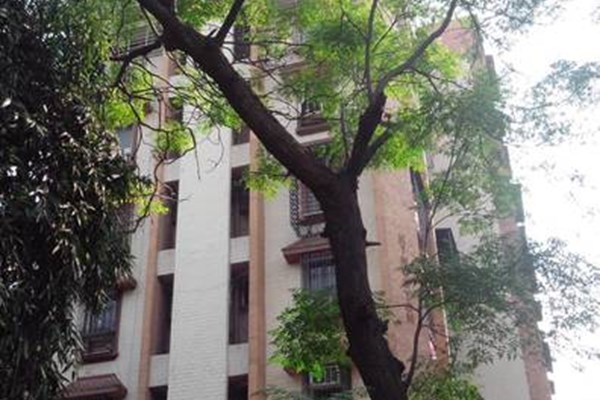 Flat on rent in Kingston Building, Andheri West