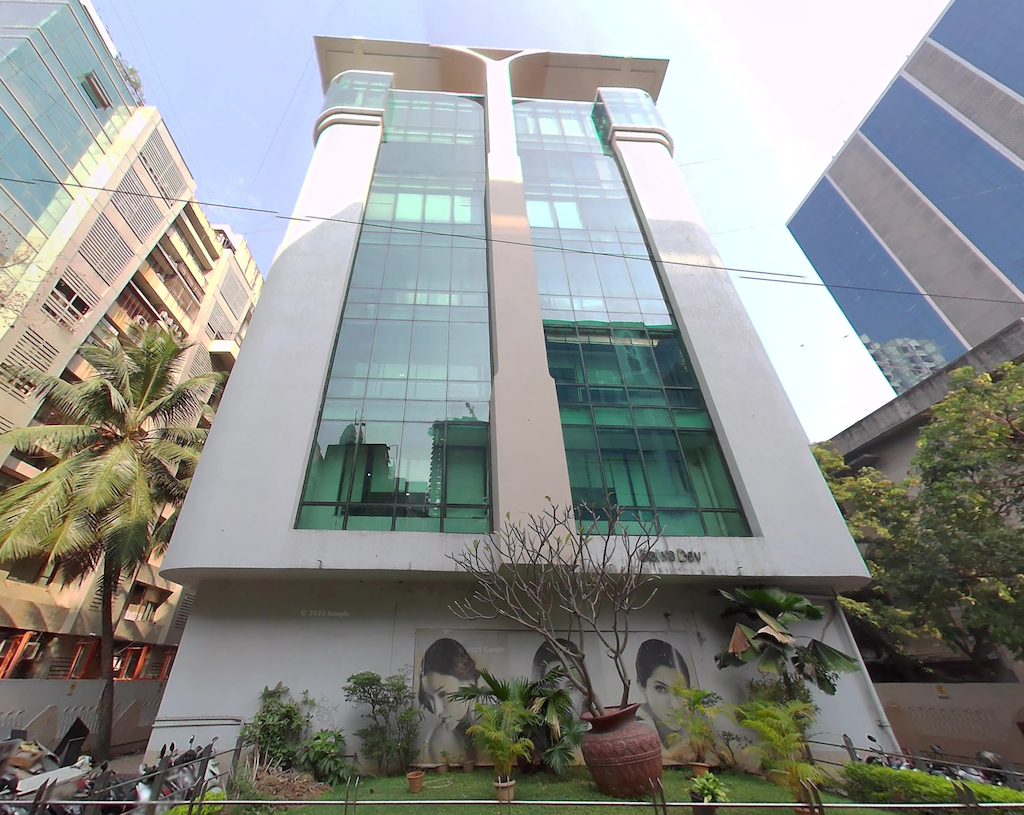 Office Space Office on Rent in Andheri West - Satyadev Plaza