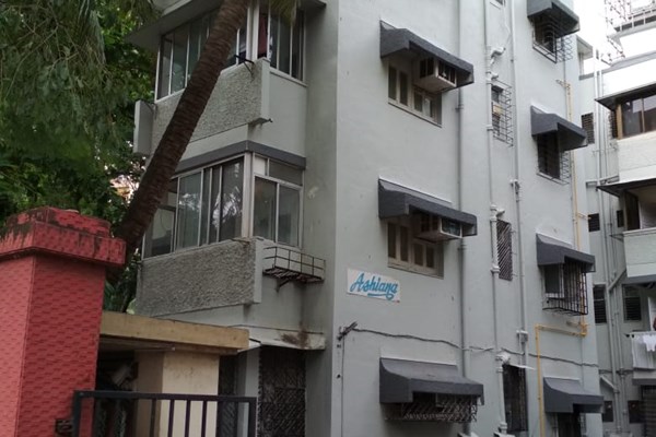 Flat on rent in Ashiana CHS, Juhu