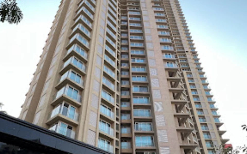 5 - Rna Ng Eclat, Andheri West