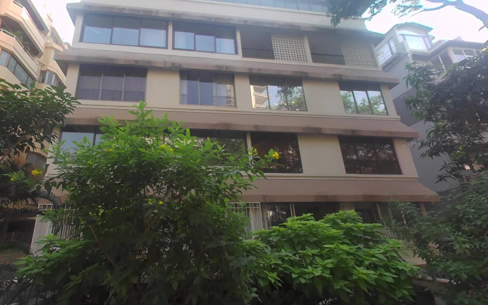 45 - Ratnam Apartments, Walkeshwar