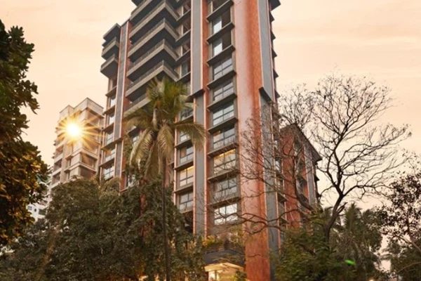 Flat on rent in Vasant Kunj, Santacruz West