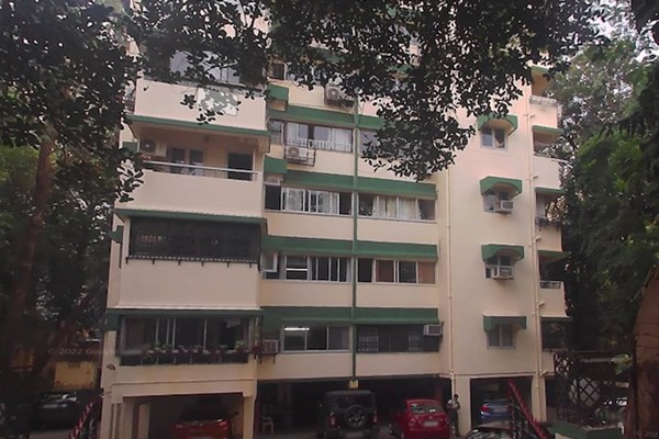 Flat on rent in Abhilasha Sadan, Bandra West