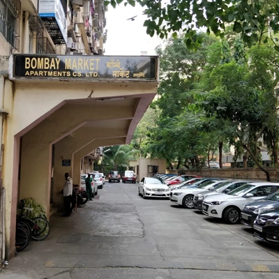 Office on rent in Bombay Market, Tardeo
