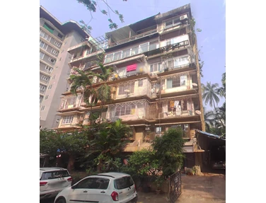 4 - Clamar, Bandra West