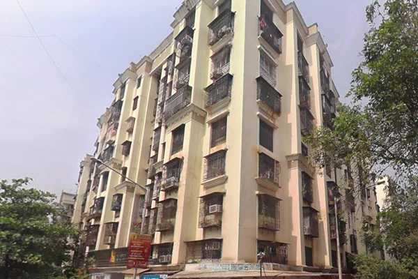 Flat on rent in Dheeraj Darshan, Andheri East
