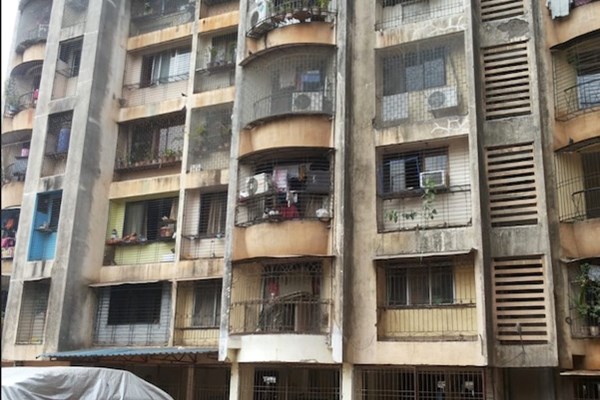 Flat for sale in Godavari, Santacruz West