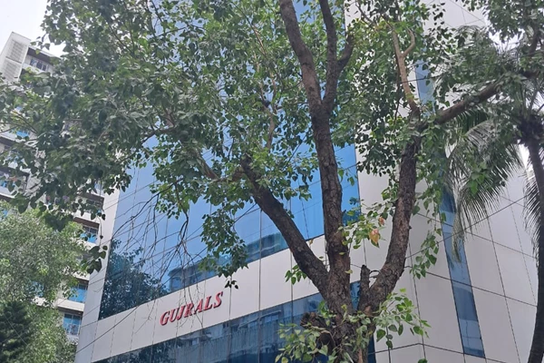 Office on rent in Gujral House, Santacruz East