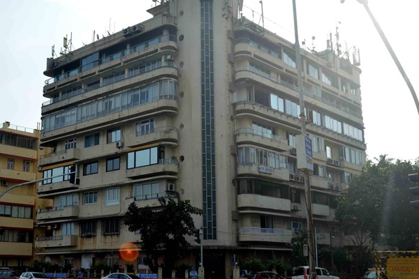 Flat for sale in Krishna Mahal, Churchgate