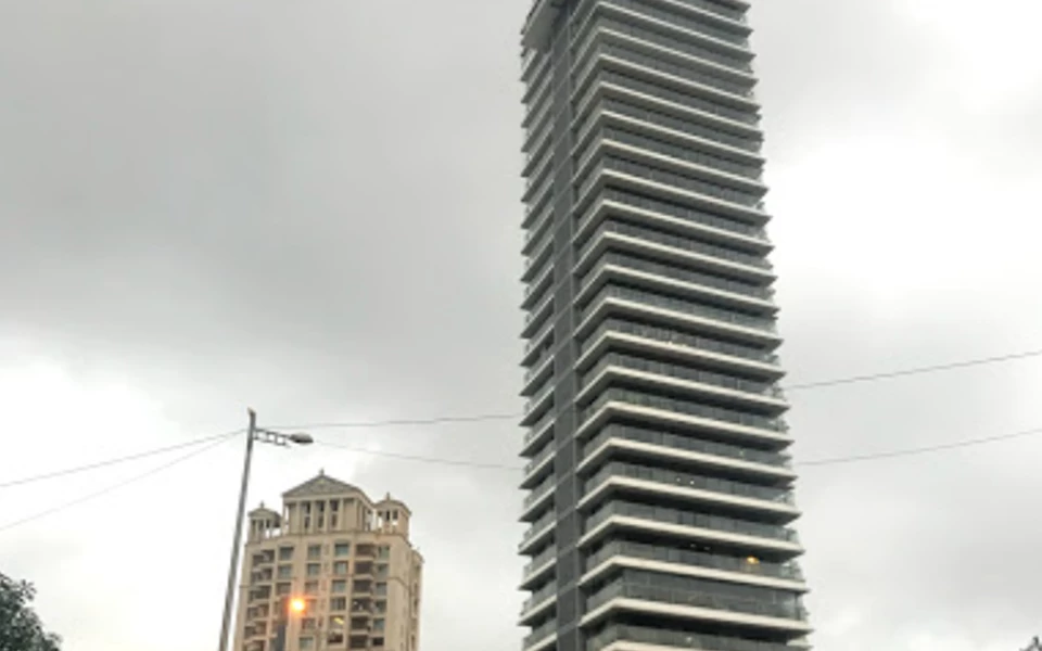 61 - Lake Front Solitaire, Powai